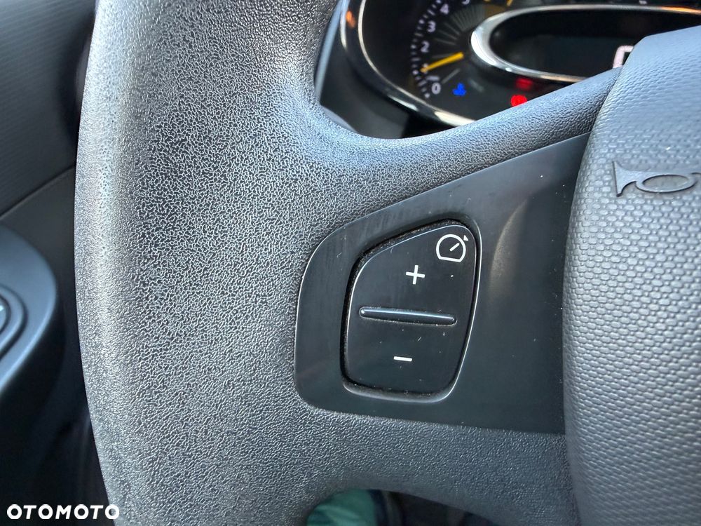 Renault Clio 1.2 16V Life - 14