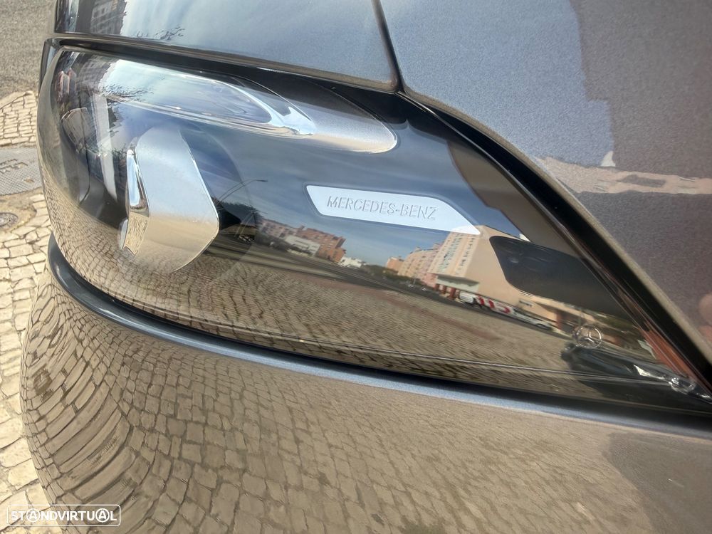 Mercedes-Benz A 250 e AMG Line - 18