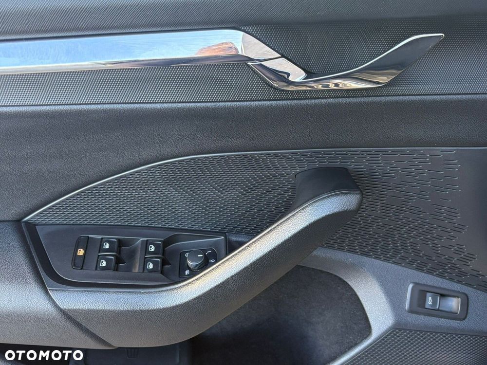 Skoda Octavia 2.0 TDI Style DSG - 11