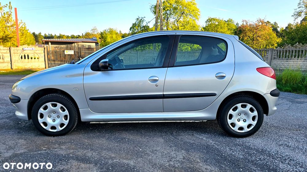 Peugeot 206 - 2