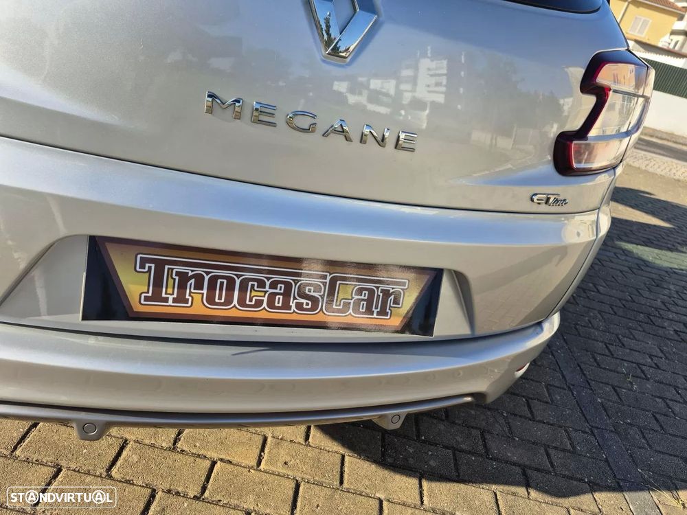 Renault Mégane Sport Tourer - 12