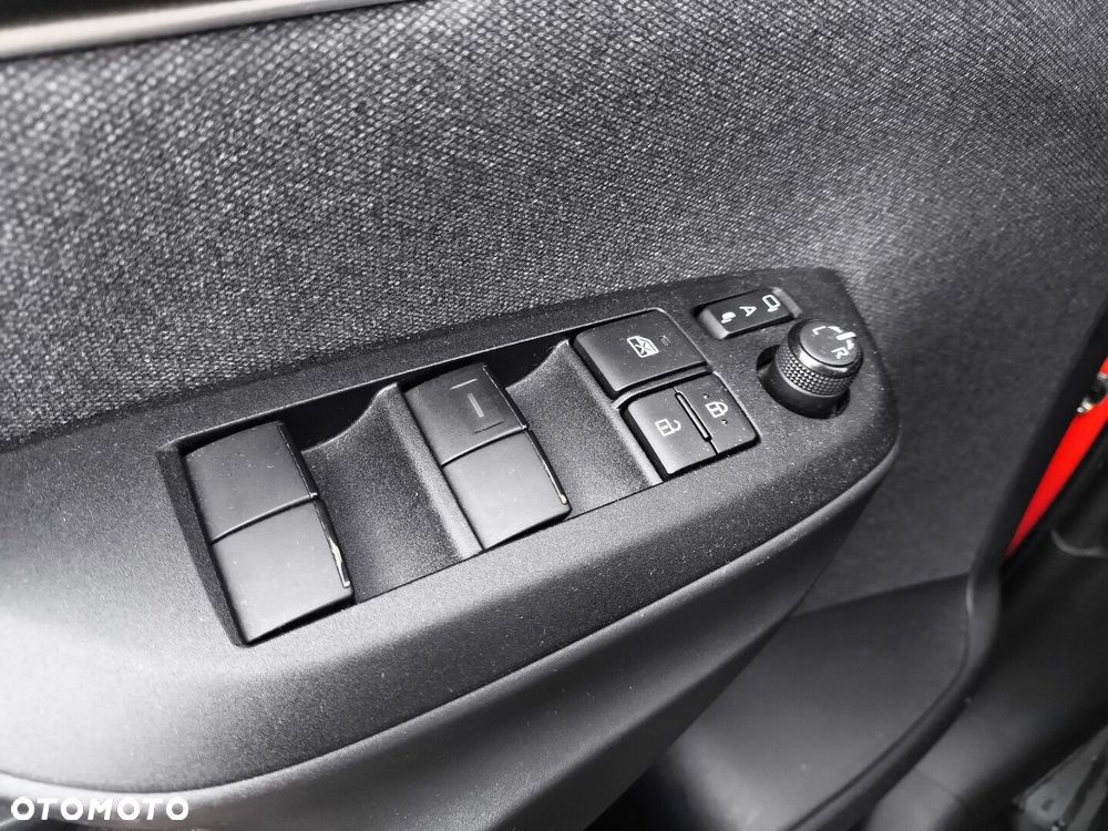 Toyota Yaris - 21