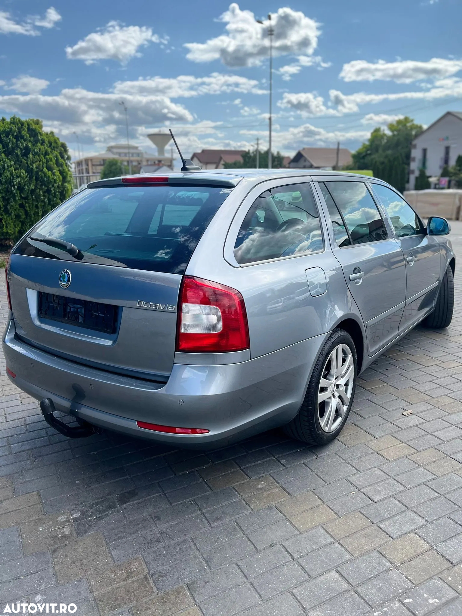 Skoda Octavia 2.0 TDI DPF DSG Elegance - 7