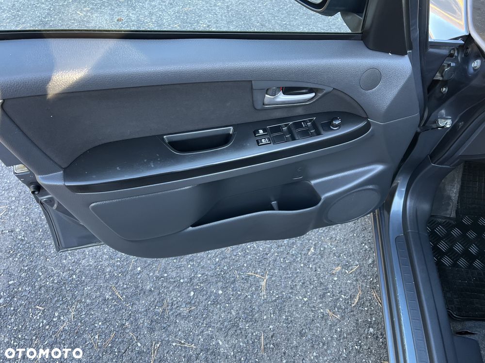 Suzuki SX4 1.6 GLX / Comfort - 16