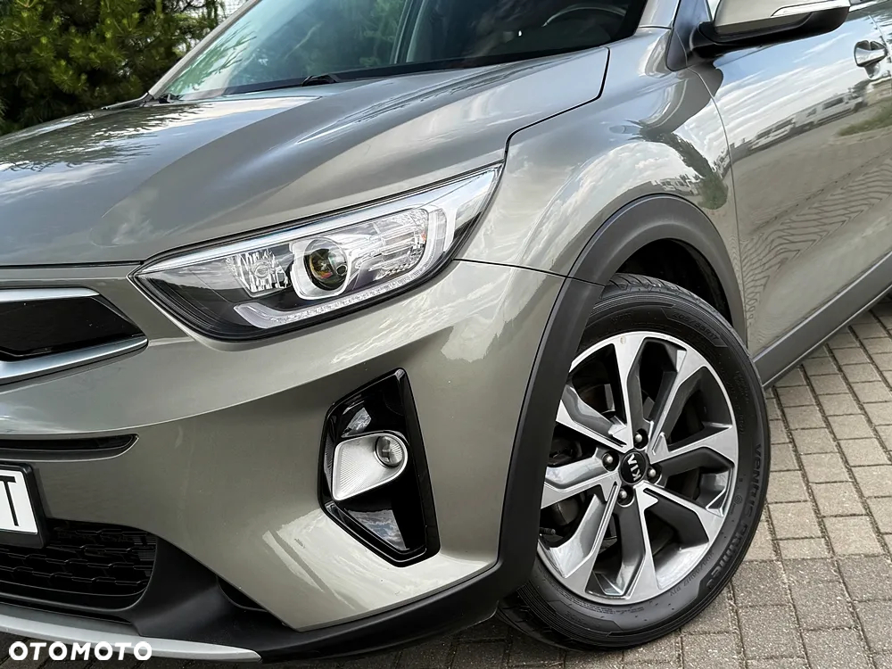 Kia Stonic 1.4 L - 8