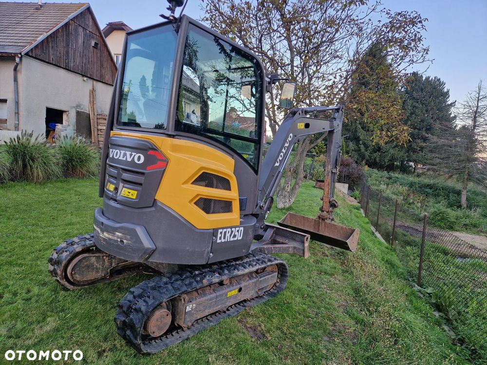 Volvo ECR 25D - 5