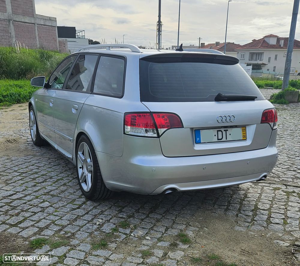 Audi A4 Avant 2.0 TDi S-line - 4