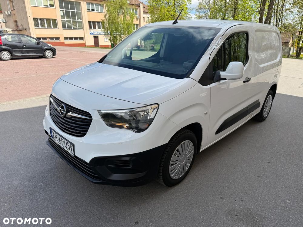 Opel COMBO - 1