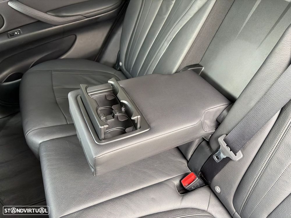 BMW X5 25 d sDrive Comfort 7L - 13