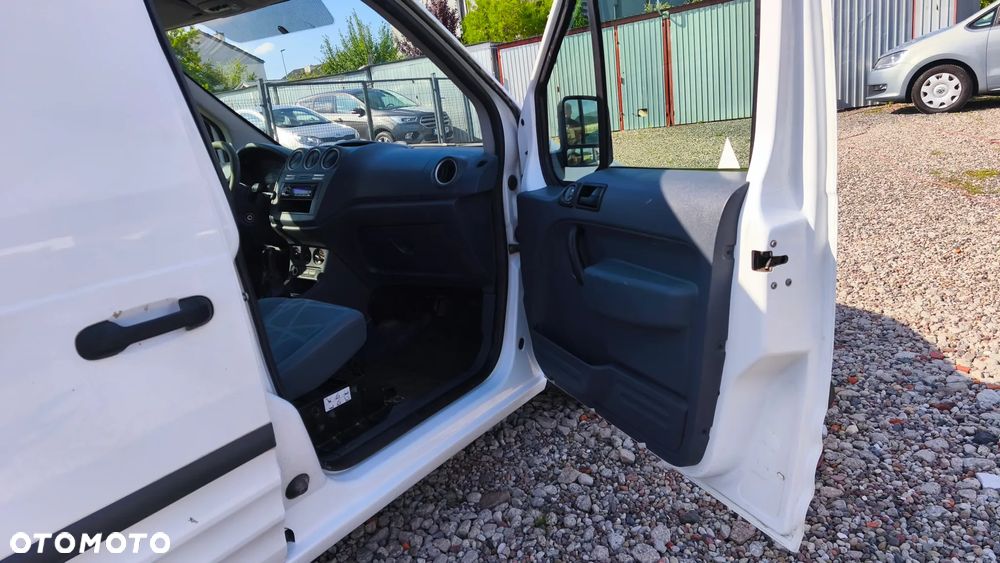 Ford Transit Connect - 15