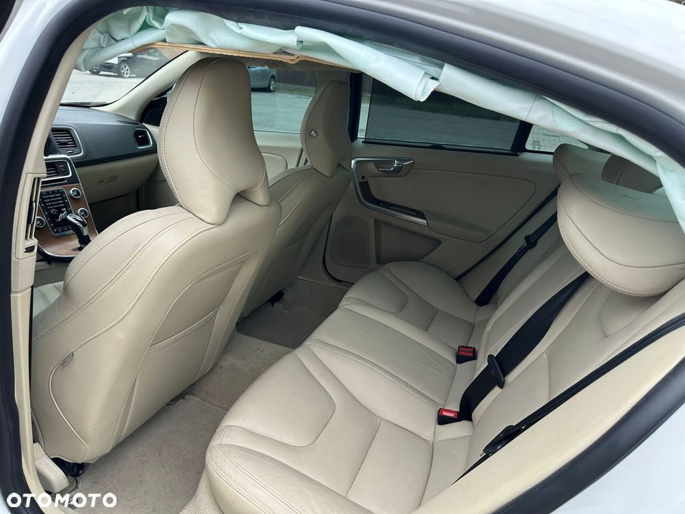 Volvo S60 - 29