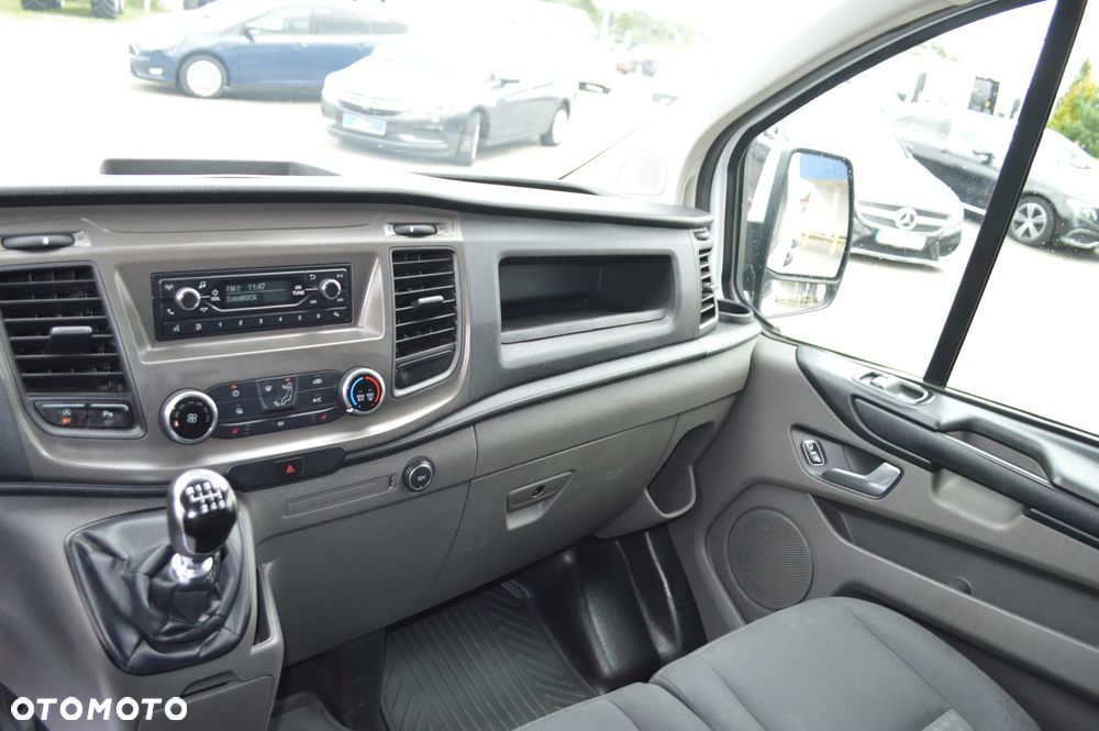 Ford Transit Custom - 16
