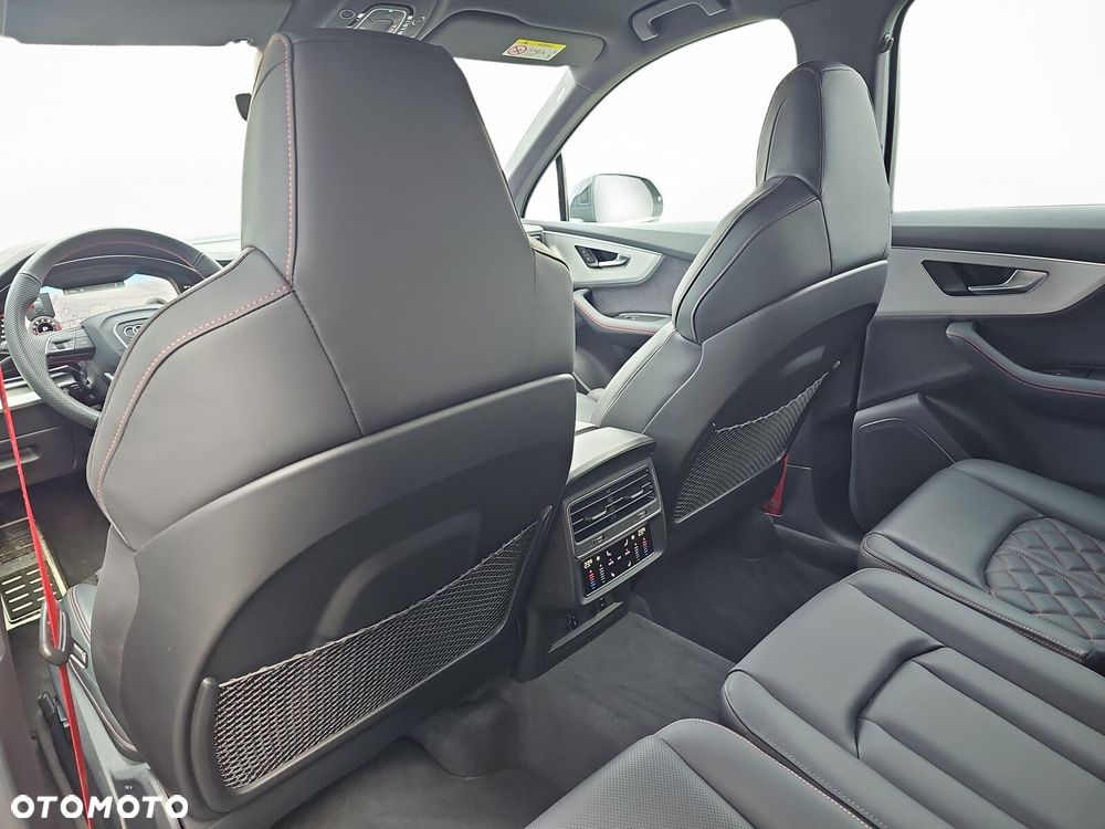 Audi Q7 - 30