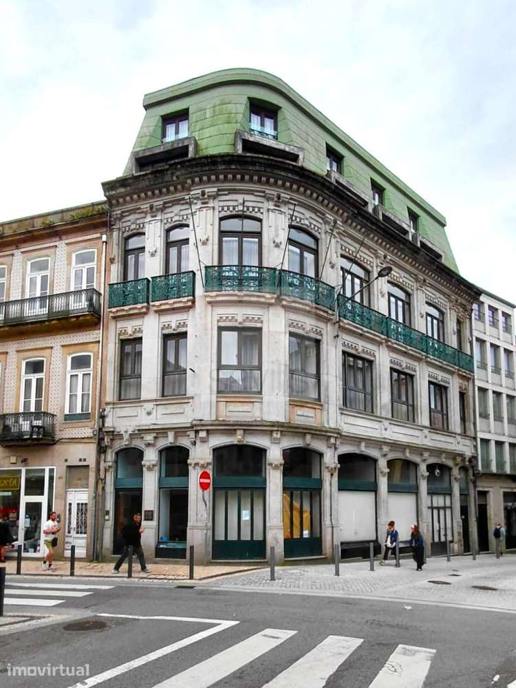 Loja Fernandes Tomás - Grande imagem: 2/10
