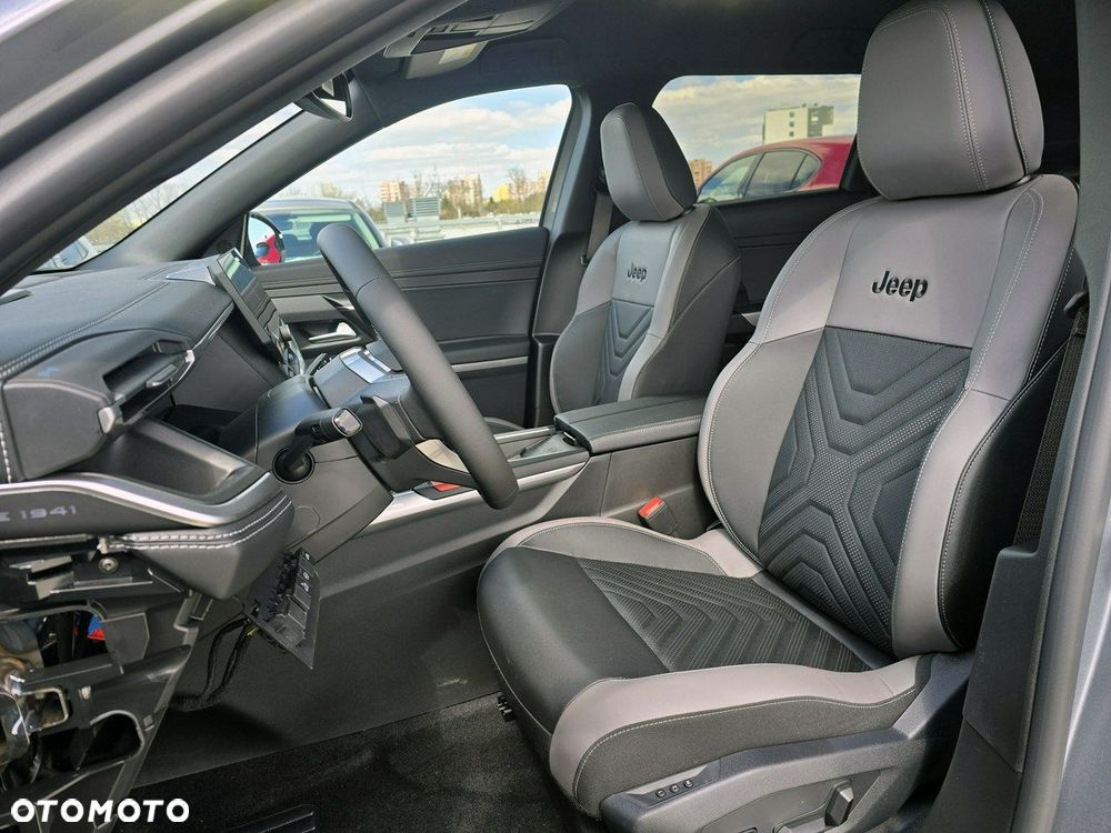 Jeep Compass - 11