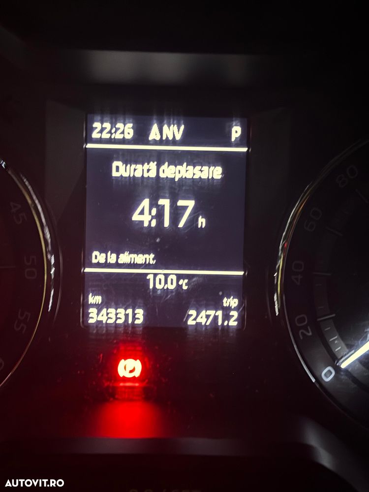 Skoda Octavia 2.0 TDI 4x4 DSG Scout - 9