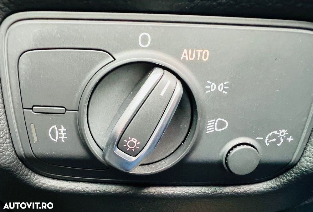 Audi A3 2.0 TFSI Quattro S tronic Sport - 10