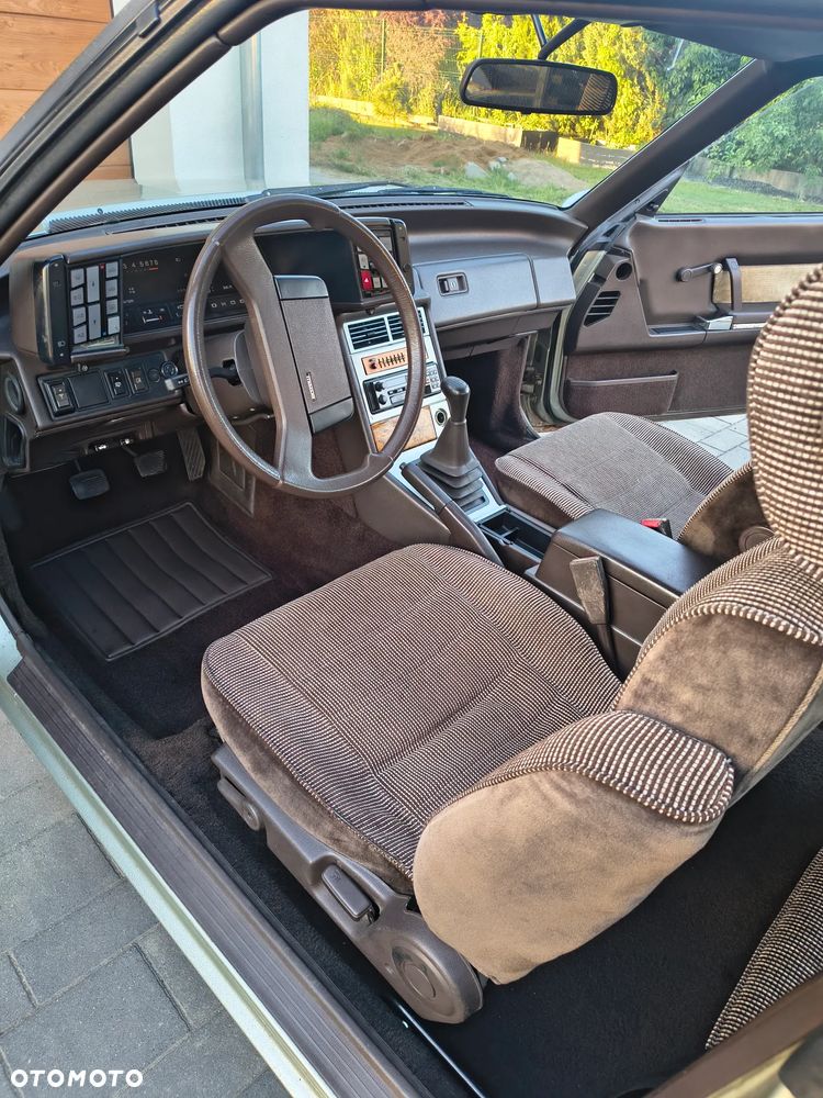 Mazda 929 - 28