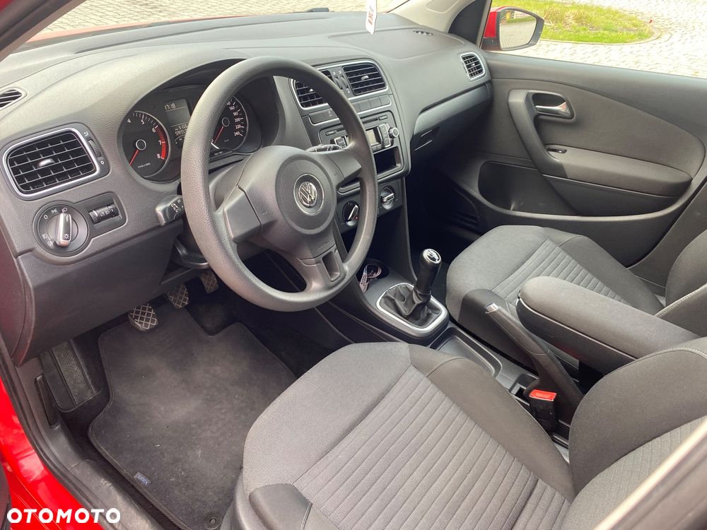 Volkswagen Polo - 13