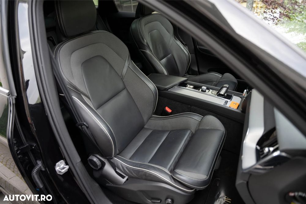 Volvo XC 60 B5 D AWD Geartronic RDesign - 17