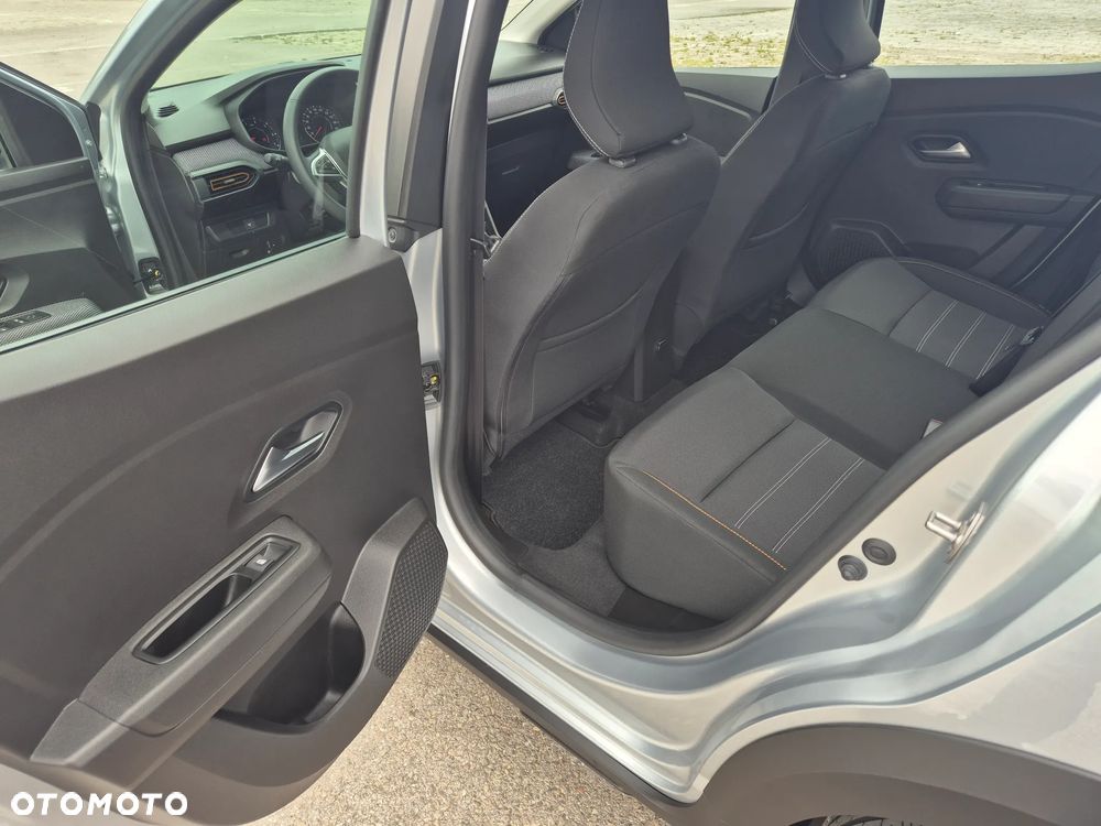 Dacia Sandero Stepway 1.0 TCe Comfort CVT - 9