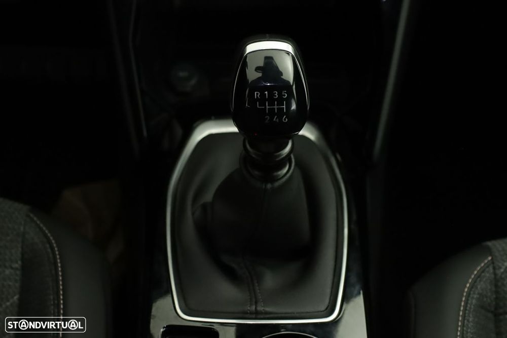 Peugeot 2008 1.2 PureTech Allure - 13