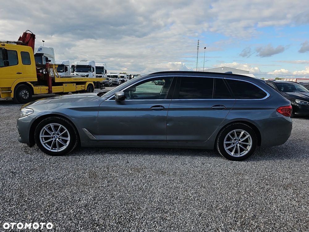 BMW Seria 5 520d - 8