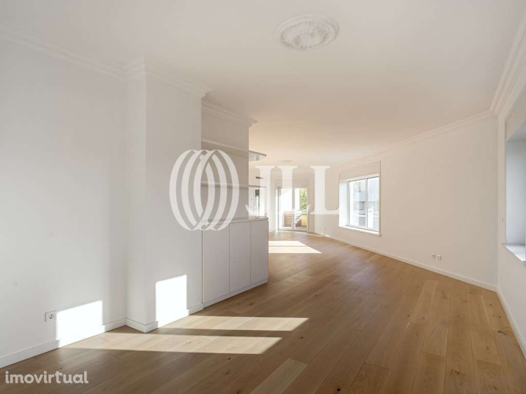 Apartamento T4 duplex com vista mar no Estoril, Cascais - Grande imagem: 2/29