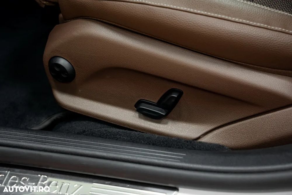 Mercedes-Benz E 300 de Aut. - 25