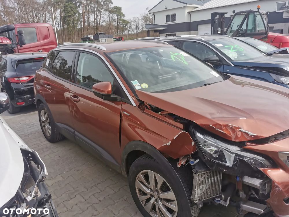 Peugeot 3008 BlueHDi 130 Stop & Start EAT8 Active Pack - 2