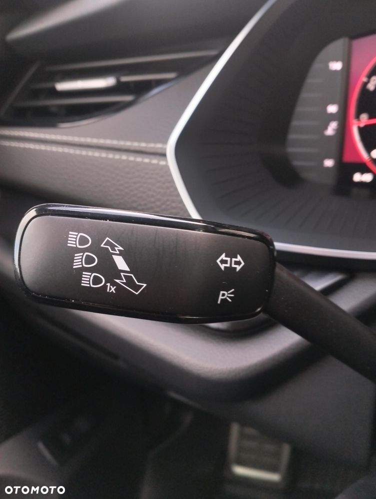 Skoda Octavia 1.5 TSI mHEV Sportline DSG - 11