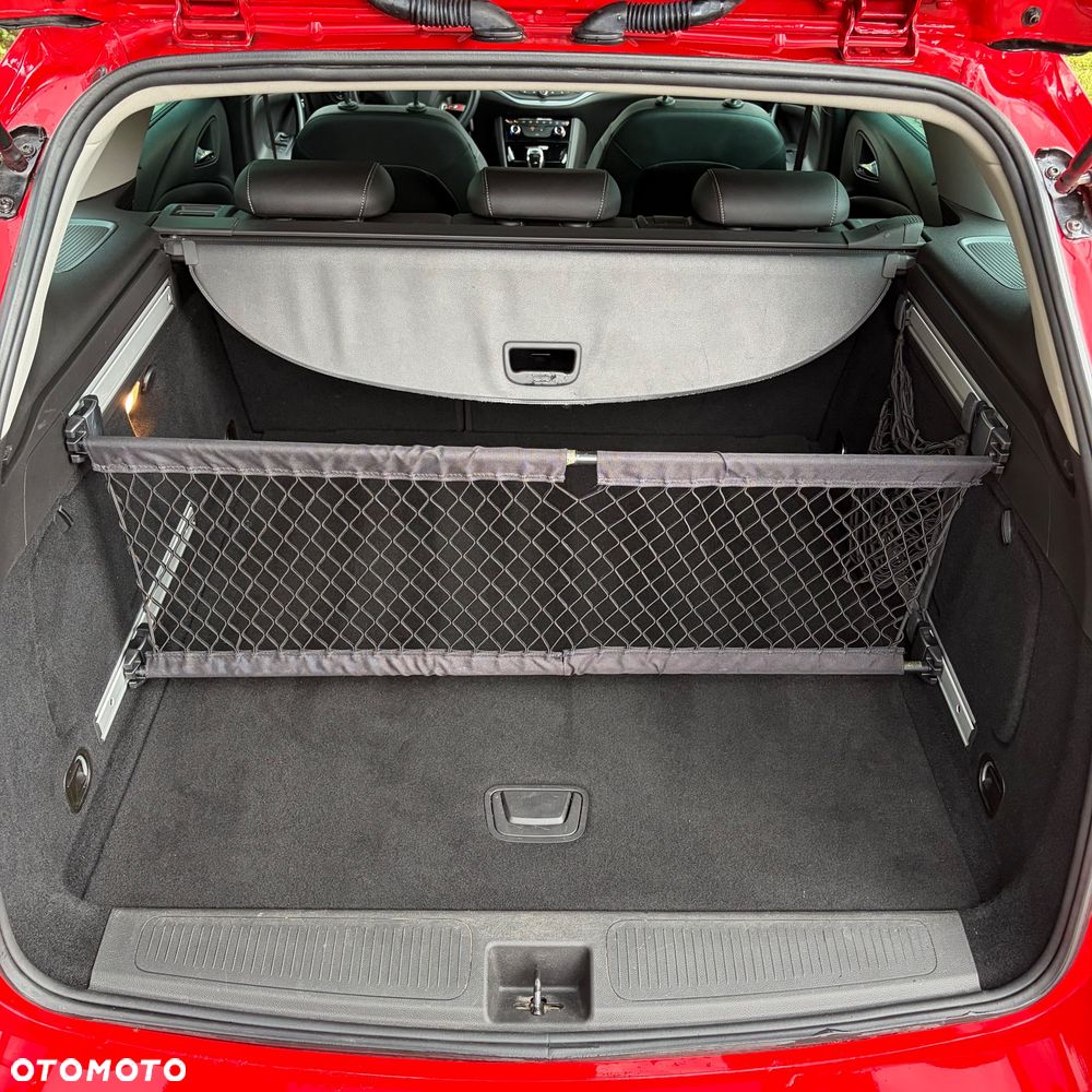 Opel Astra 1.4 Turbo Innovation - 28