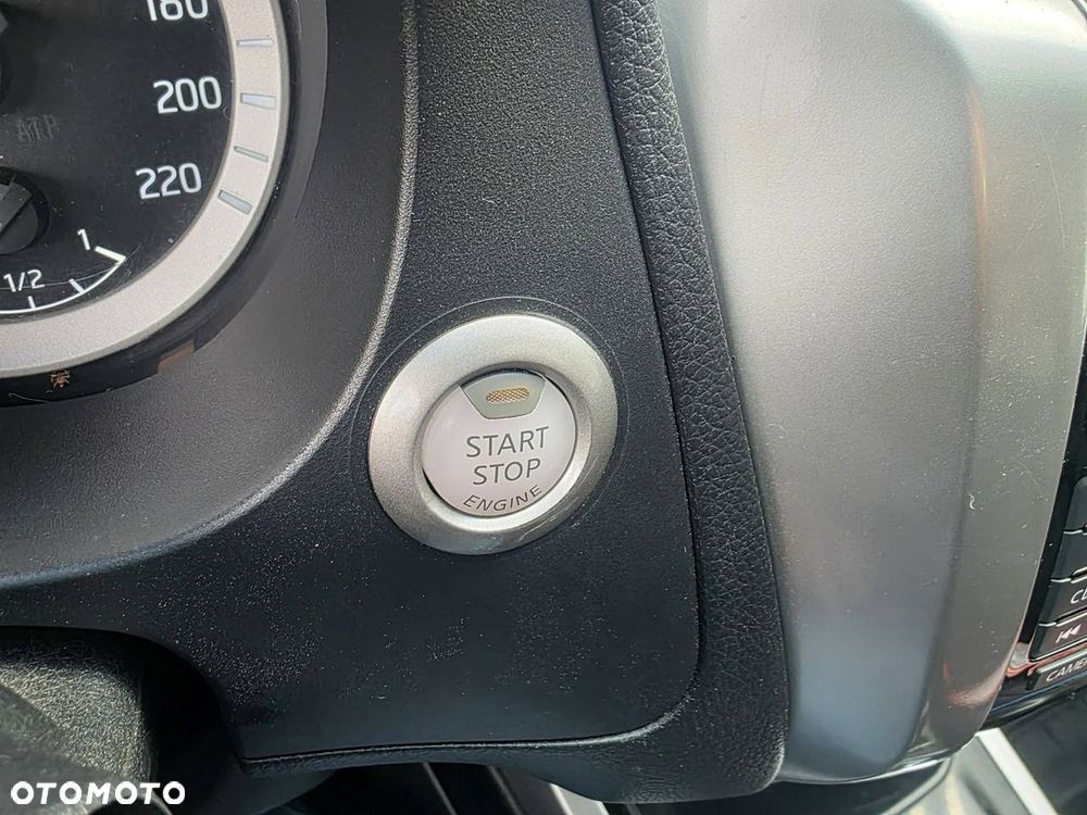 Nissan Navara - 16
