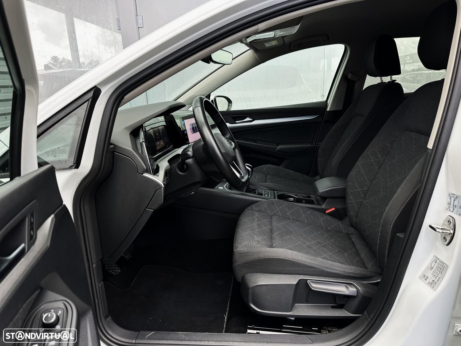 VW Golf 1.0 TSI Life - 6