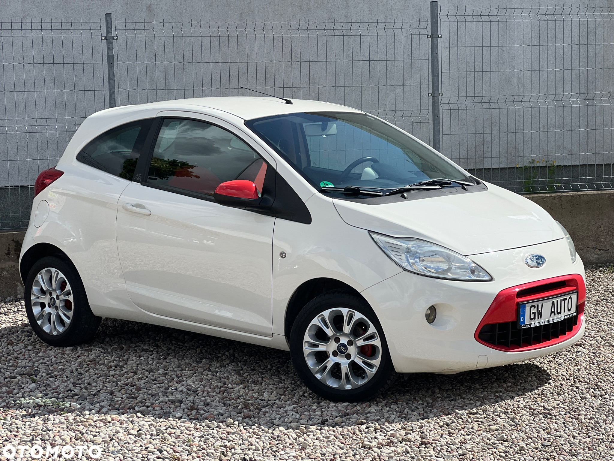 Ford KA Fun - 3