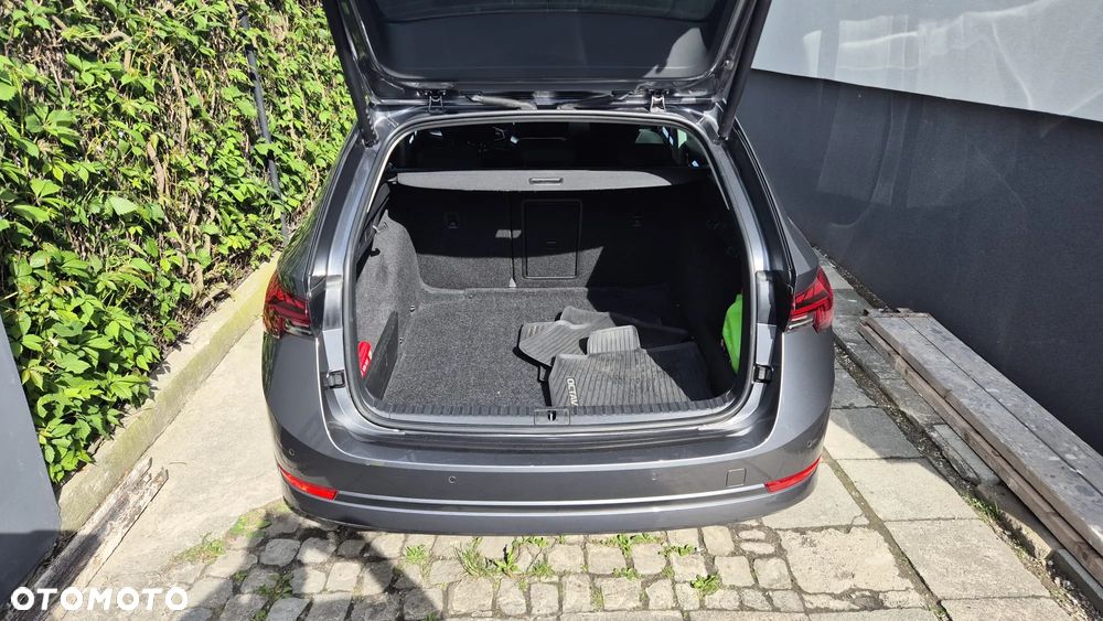 Skoda Octavia 1.5 TSI ACT Style - 8