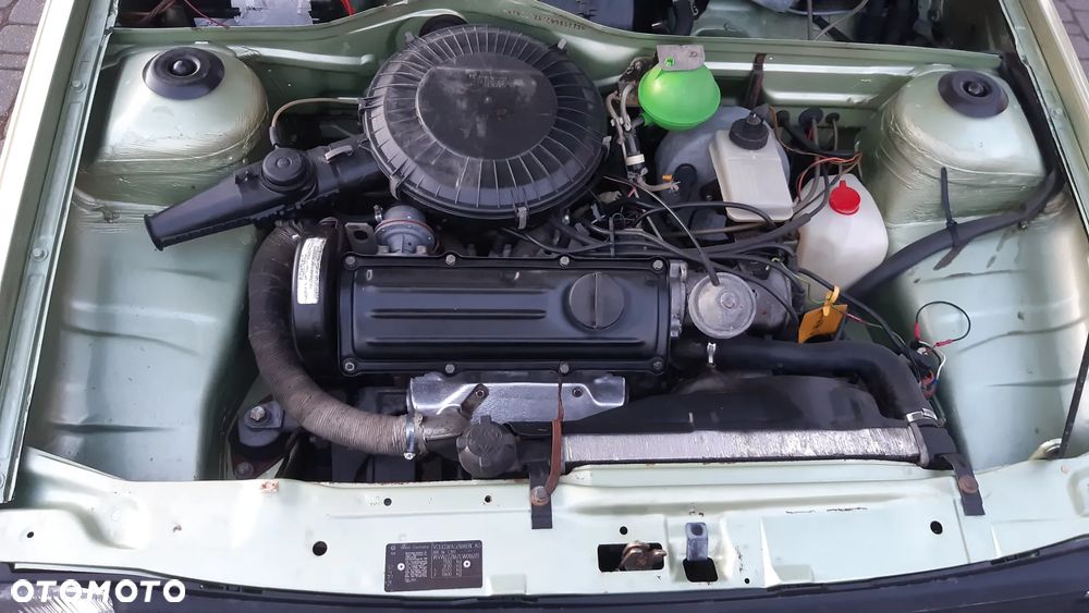 Volkswagen Polo - 16