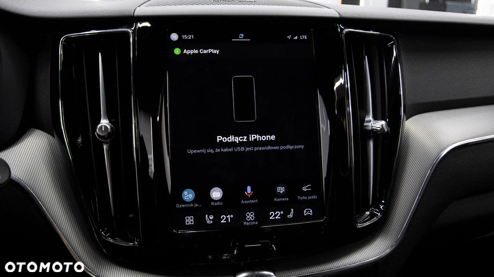 Volvo XC 60 B5 B AWD Plus Dark - 24