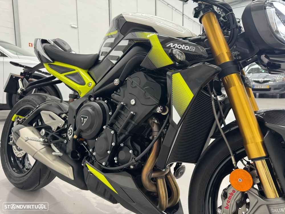 Triumph Street Triple 765 Moto2 - 9