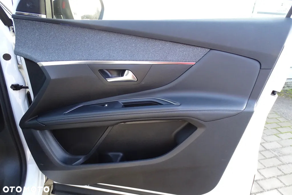 Peugeot 5008 2.0 BlueHDI Crossway S&S EAT8 - 30