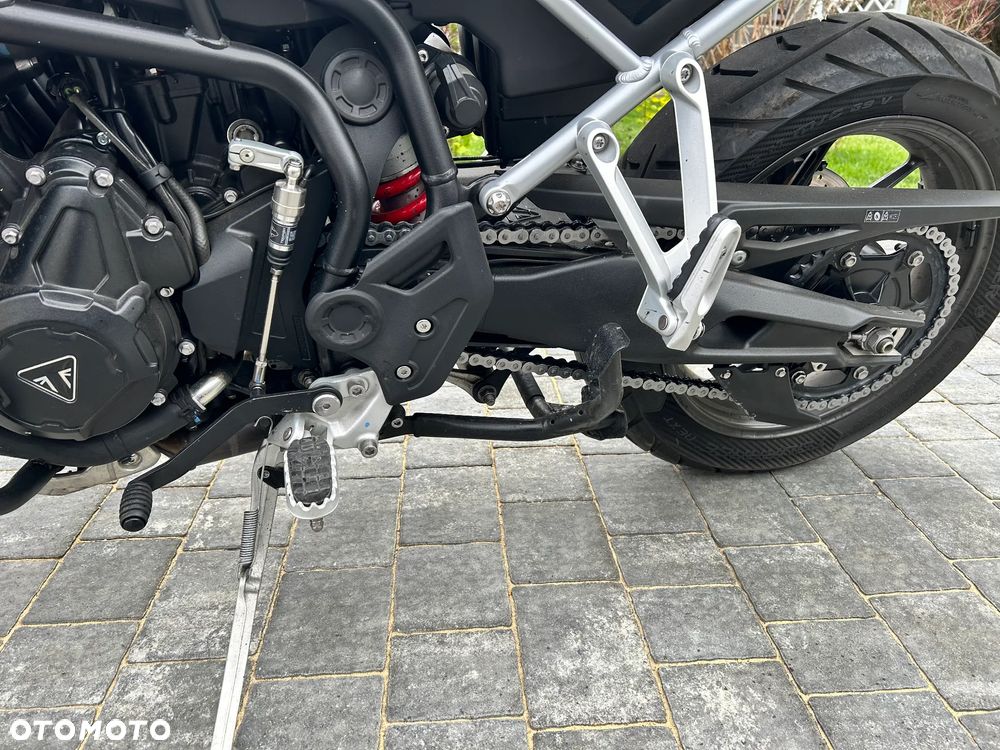 Triumph Tiger - 4