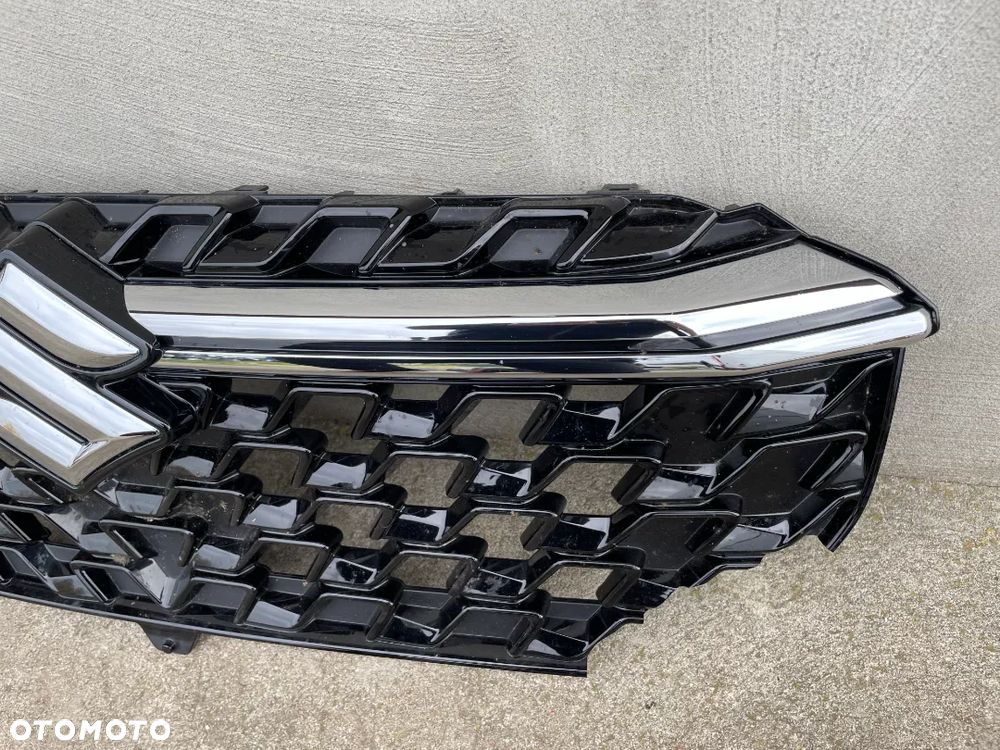 ATRAPA SUZUKI SX4 S-CROSS  2020-- - 3