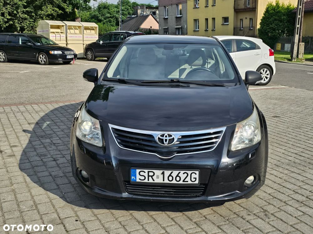 Toyota Avensis 2.0 D-4D Premium - 21