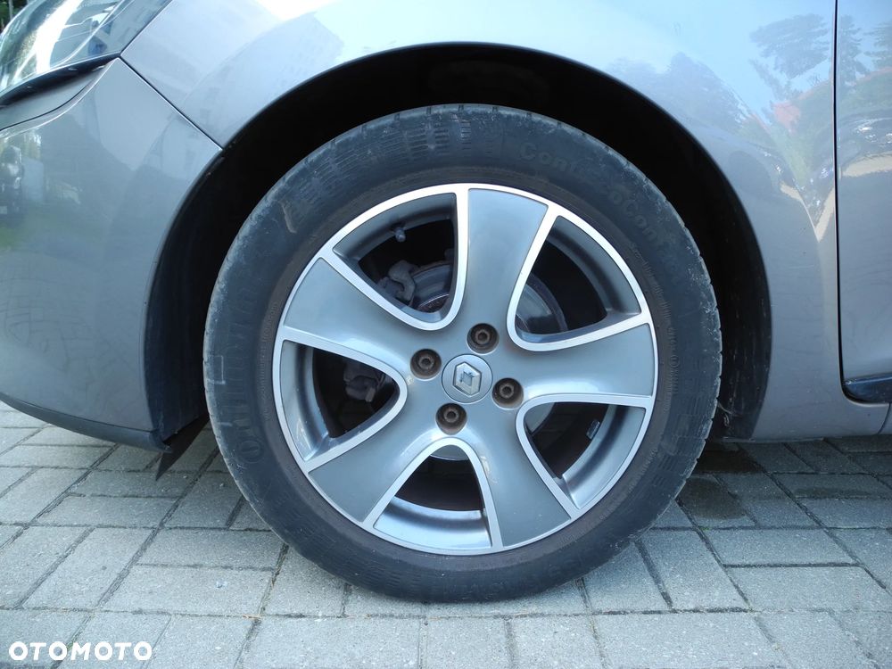 Renault Clio - 24
