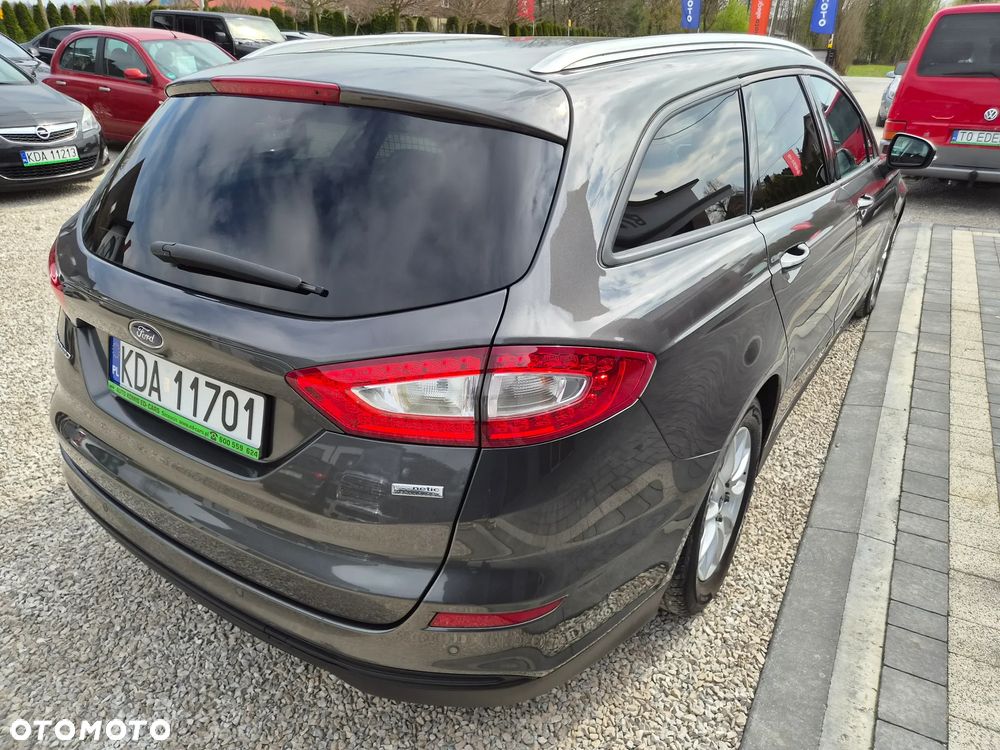 Ford Mondeo - 9