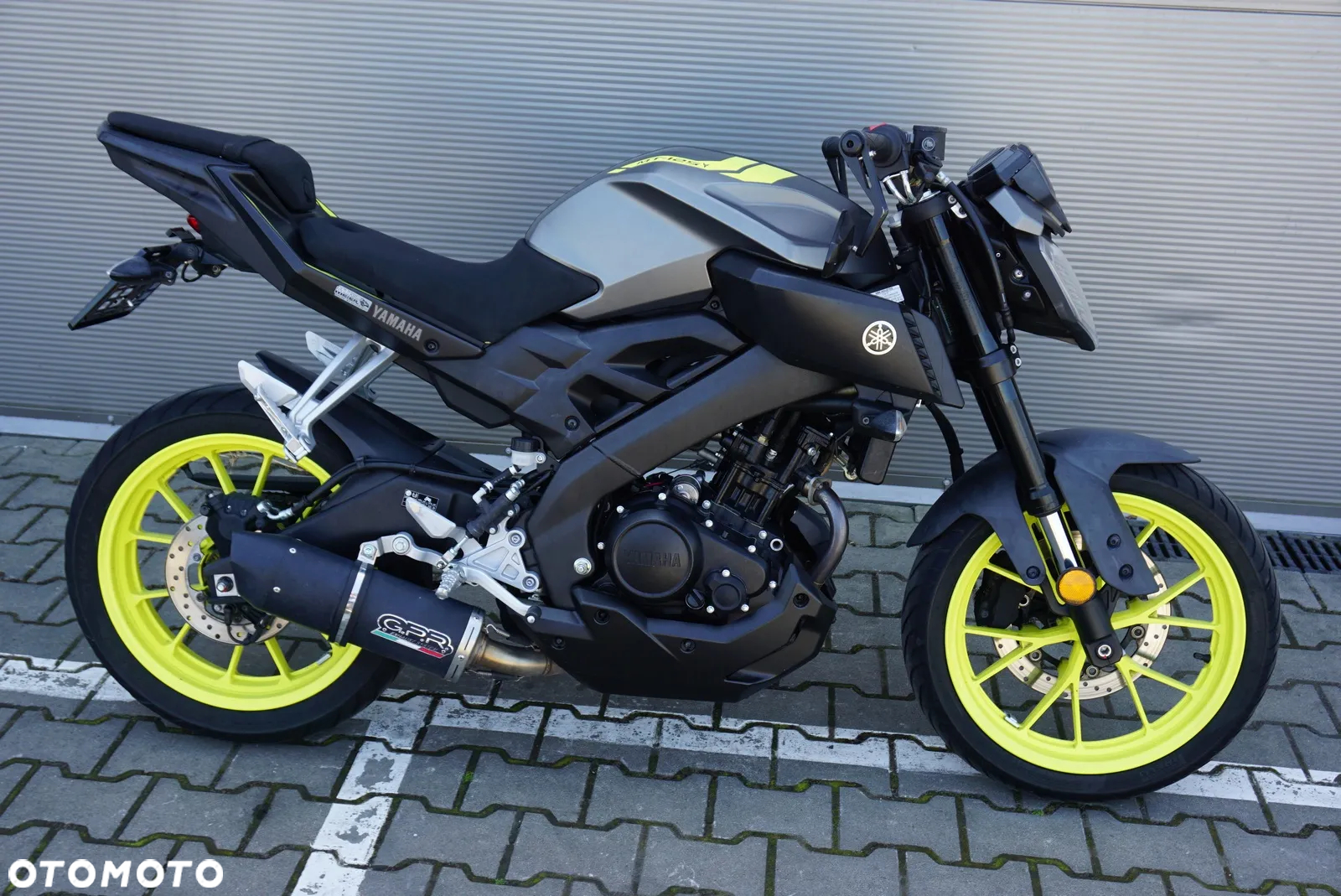 Yamaha MT - 2