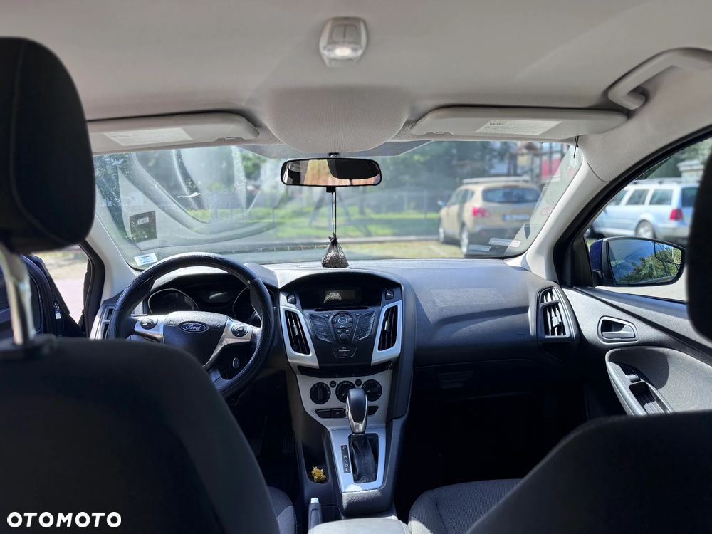 Ford Focus - 10