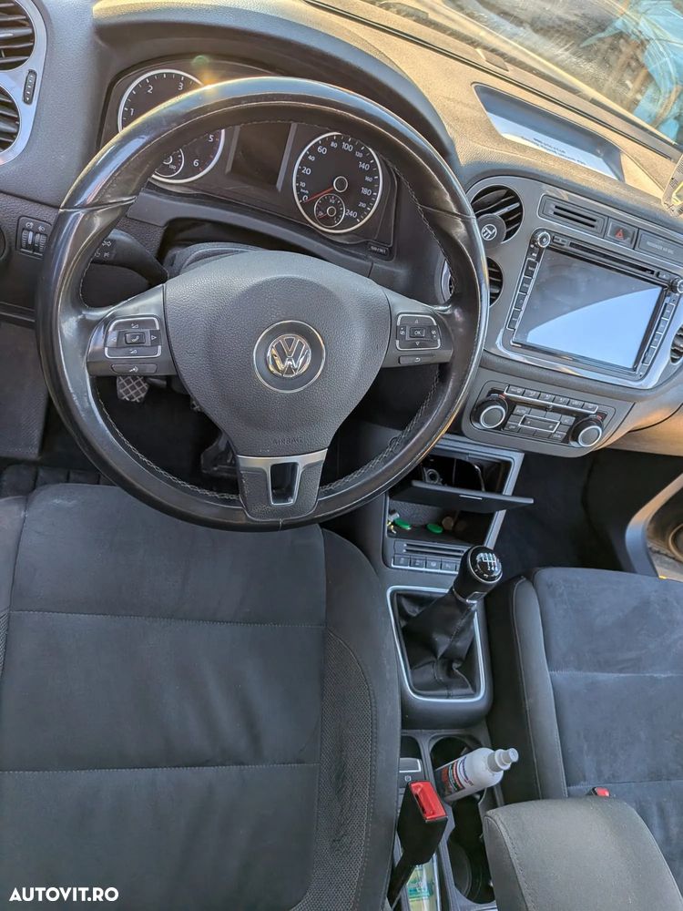 Volkswagen Tiguan 2.0 TDI DPF BlueMotion Technology Trend & Fun - 22