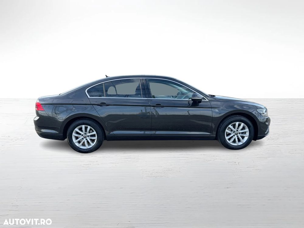 Volkswagen Passat 2.0 TDI DSG Comfortline - 6