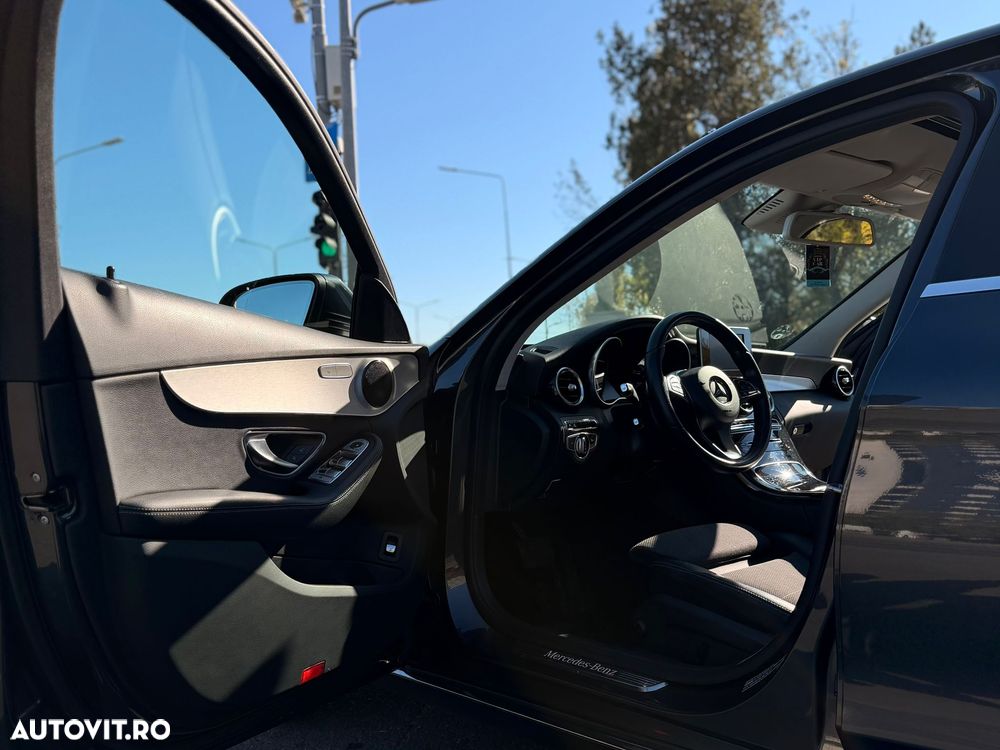 Mercedes-Benz C 200 4MATIC 7G-TRONIC - 18